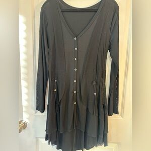 Dolcezza Asymmetrical Sheer Side Panels Button Up Lagenlook Black Tunic Top, S
